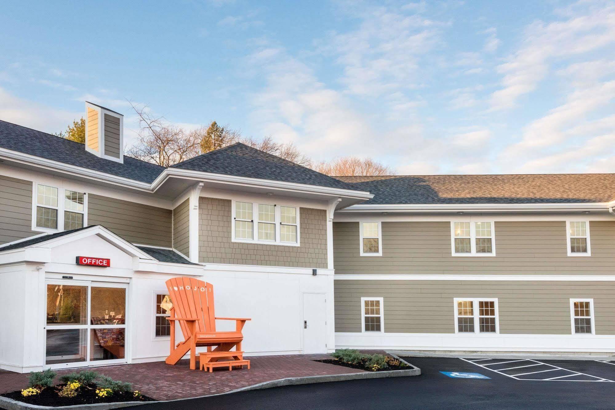 Howard Johnson By Wyndham Quincy/ Boston Exterior photo